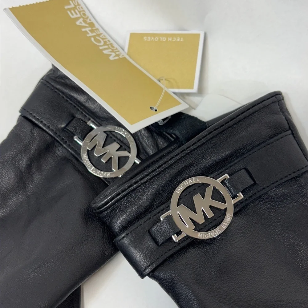 Michael Kors black  Genuine Leather with Logo Gloves with Touch Tips S